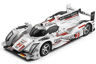 1 - AUDI R18 E-TRON # 2 LE MANS LIGHTNING